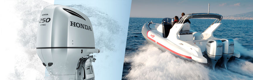 Gauche : moteur Honda Marine Droite : bateau équipé d'un moteur Honda, utilisé par des démonstrateurs, sur le littoral.